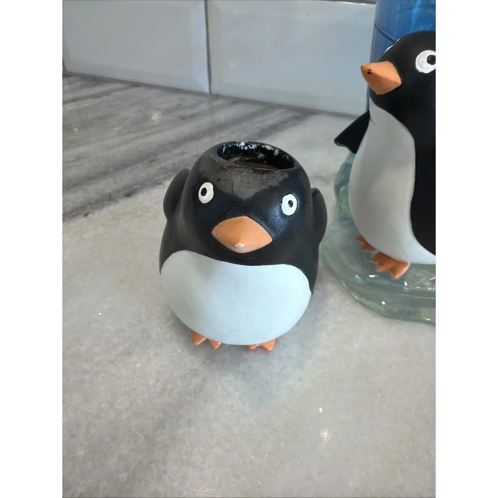Vintage Heavy Acrylic Color mate Penguin/igloo Wastebasket cup toothbrush Holder